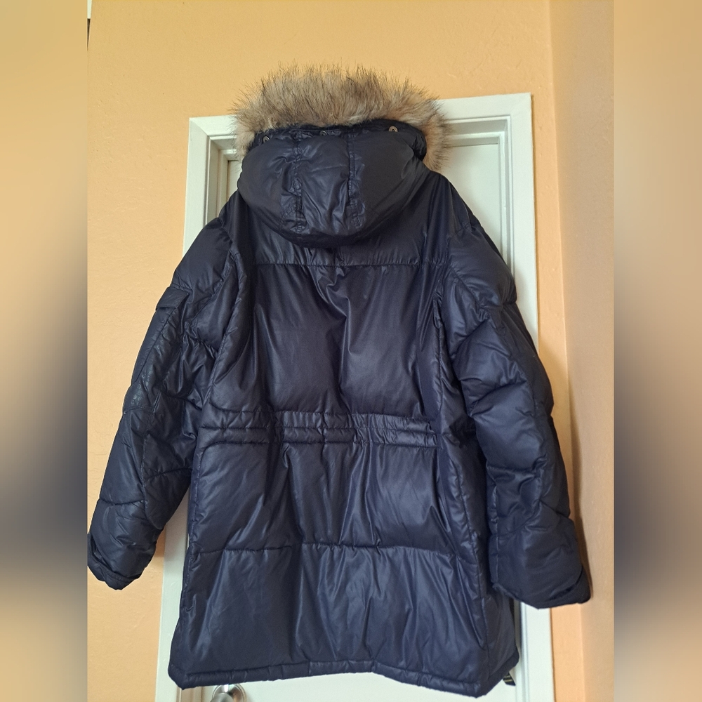 GAP jacket Navy Puffer Parka with Fur Trim. - Picture 2 of 15